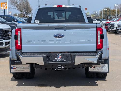 2025 Ford F-350 Lariat Super Duty