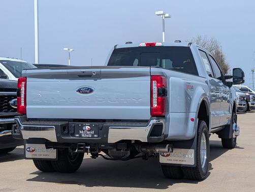 2025 Ford F-350 Lariat Super Duty