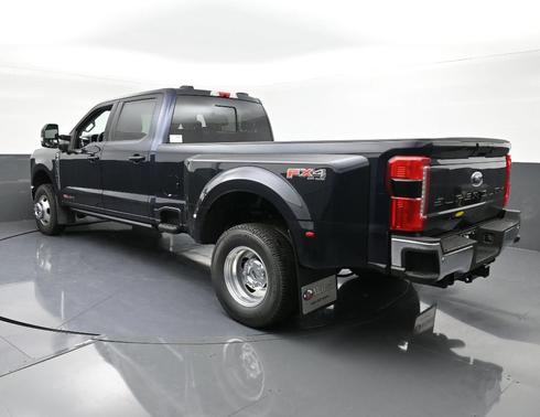 2025 Ford F-350 Lariat Super Duty