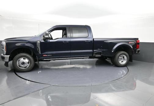 2025 Ford F-350 Lariat Super Duty