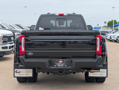 2025 Ford F-350 Platinum