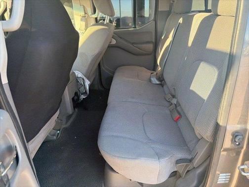 2017 Nissan Frontier SV