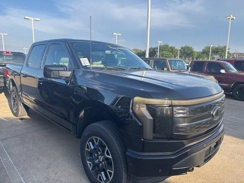 2023 Ford F-150 Lightning Platinum