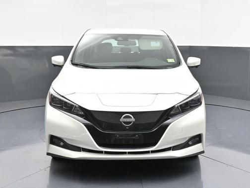 2024 Nissan Leaf SV PLUS