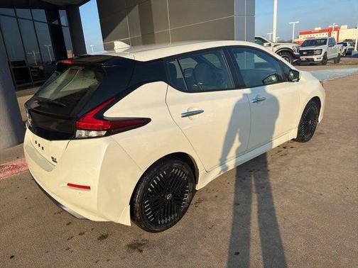 2024 Nissan Leaf SV PLUS