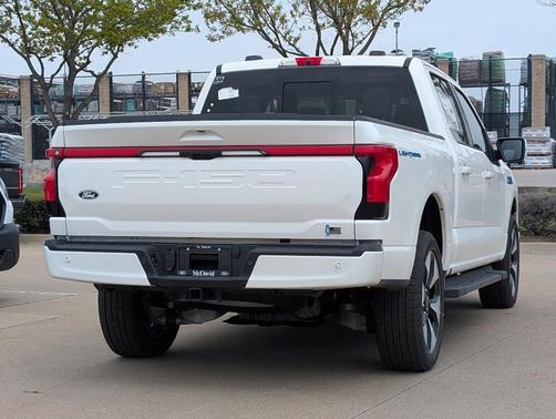 2025 Ford F-150 Lightning Platinum