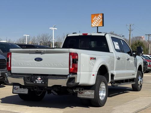 2025 Ford F-350 Lariat Super Duty