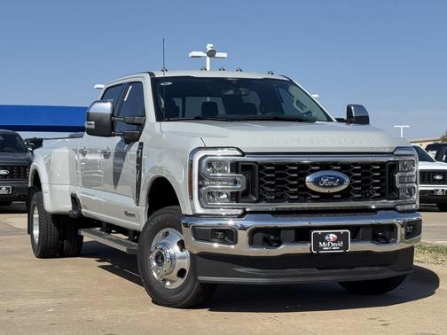 2025 Ford F-350 Lariat Super Duty