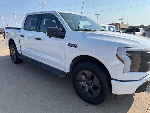2024 Ford F-150 Lightning XLT