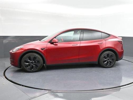 2025 Tesla Model Y Long Range