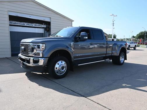 2022 Ford F-450 Lariat