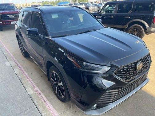 2022 Toyota Highlander XSE
