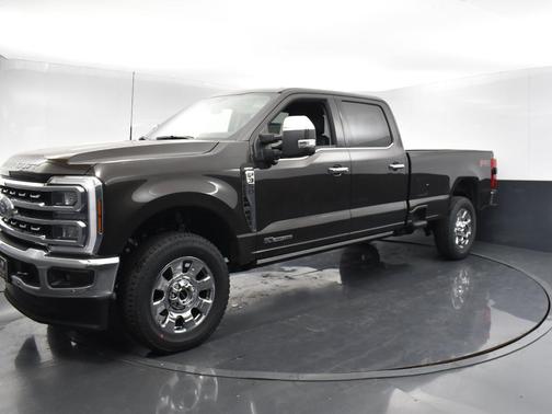 2025 Ford F-350 Lariat Super Duty