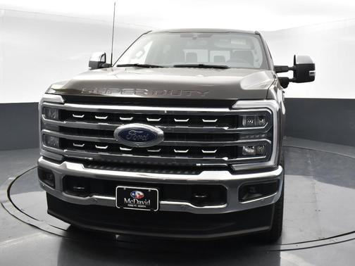 2025 Ford F-350 Lariat Super Duty