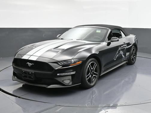 2022 Ford Mustang EcoBoost Premium