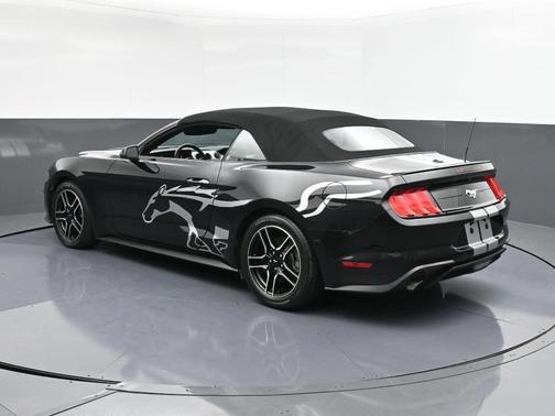 2022 Ford Mustang EcoBoost Premium