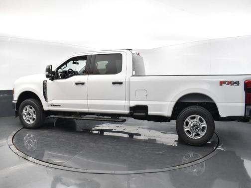 2025 Ford F-350 XLT