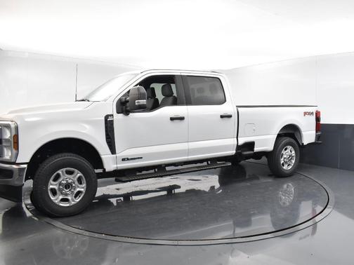 2025 Ford F-350 XLT
