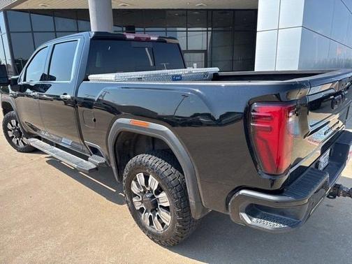 2024 GMC Sierra 2500 Denali