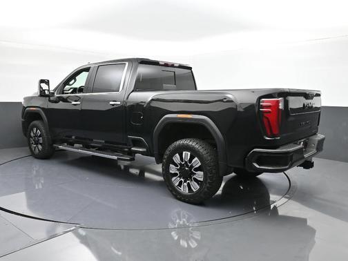 2024 GMC Sierra 2500 Denali