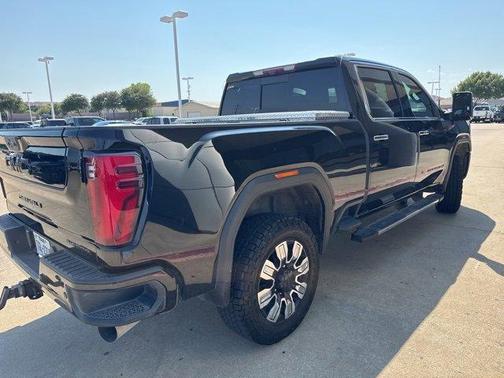 2024 GMC Sierra 2500 Denali