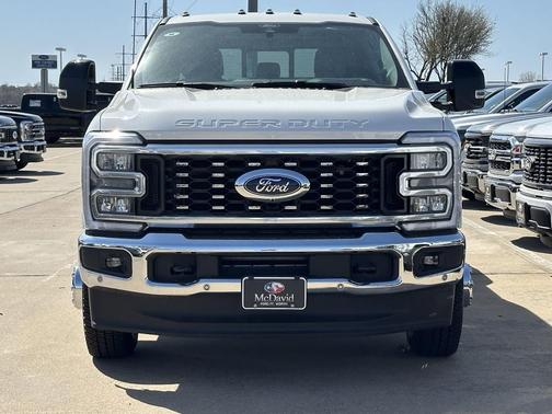 2025 Ford F-350 Lariat Super Duty