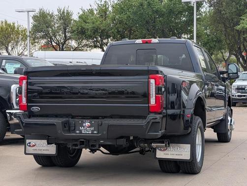 2025 Ford F-350 Platinum