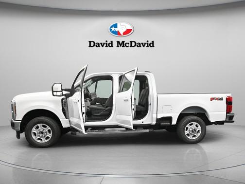 Oxford White 2026 Ford F-250 XLT