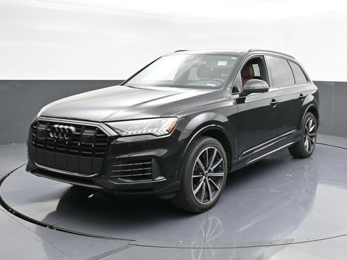 2023 Audi Q7 55 Premium Plus