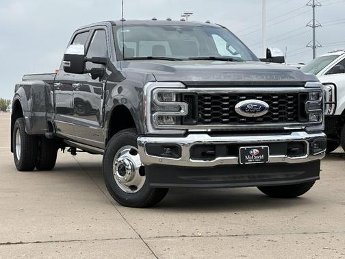 2025 Ford F-350 Lariat Super Duty