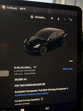 2024 Tesla Model Y Long Range