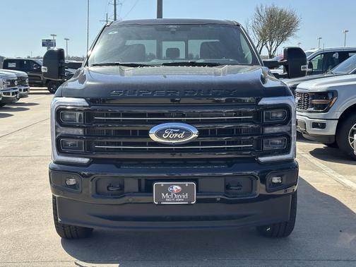 2025 Ford F-250 Platinum