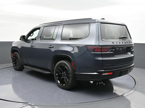 2023 Jeep Wagoneer Series II