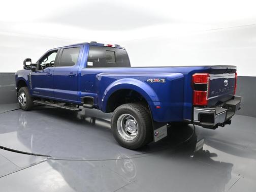 2026 Ford F-350 Lariat Super Duty
