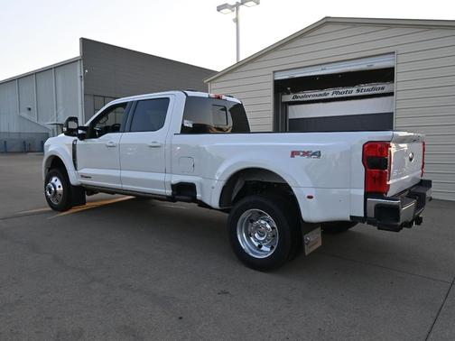 2025 Ford F-450 Lariat