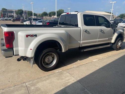 2022 Ford F-450 Lariat