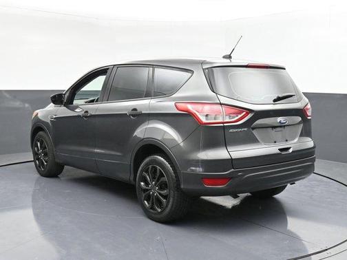 2016 Ford Escape S