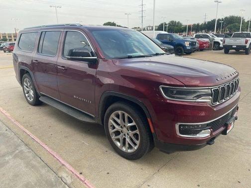2023 Jeep Wagoneer L Base