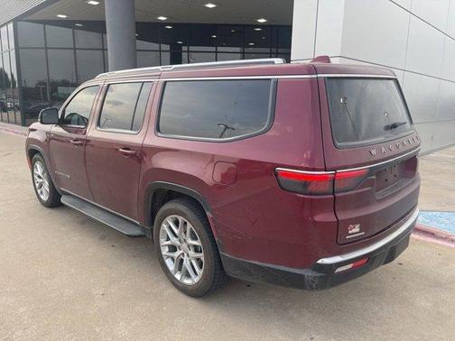 2023 Jeep Wagoneer L Base