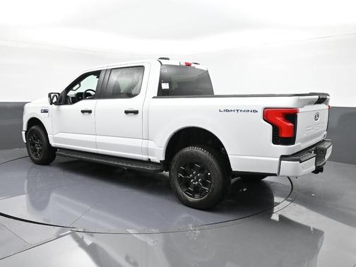 2025 Ford F-150 Lightning XLT