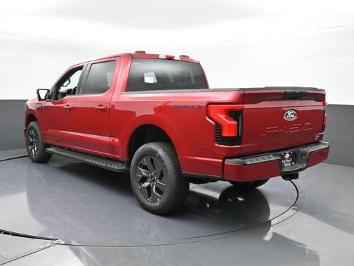 2025 Ford F-150 Lightning Flash