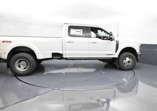 2025 Ford F-350 Lariat Super Duty