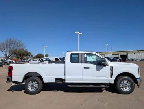 2025 Ford F-250 XL