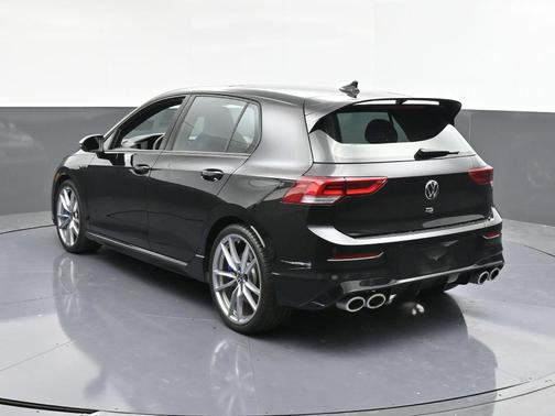 2024 Volkswagen Golf R 2.0T