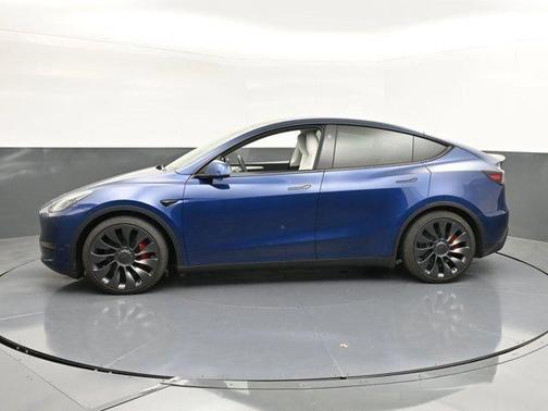 2025 Tesla Model Y Performance