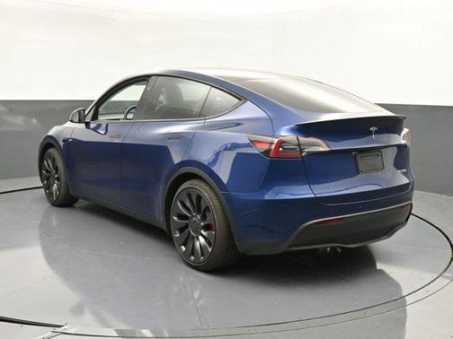 2025 Tesla Model Y Performance
