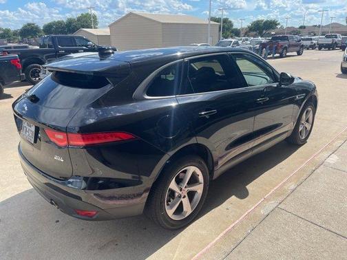 2017 Jaguar F-PACE 35t Premium