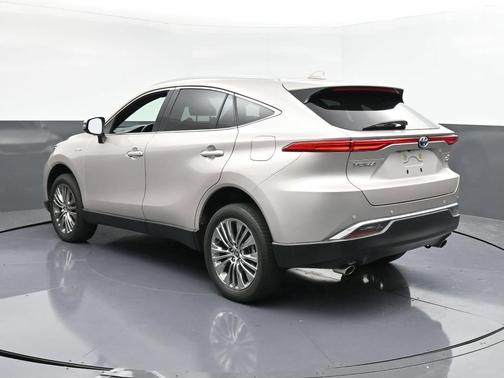 2021 Toyota Venza XLE