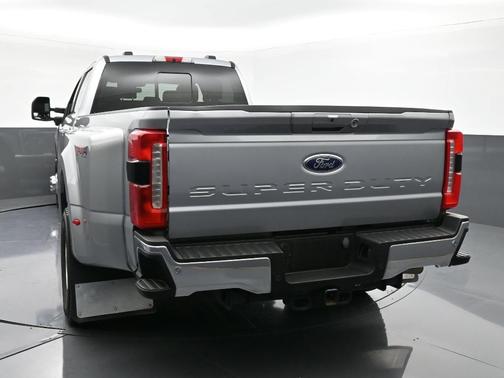 2023 Ford F-350 Lariat Super Duty