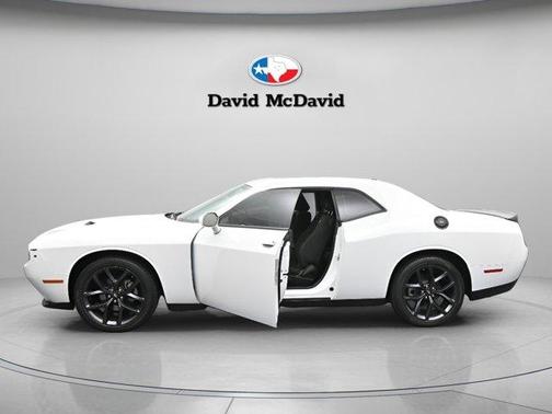 White Knuckle Clearcoat 2023 Dodge Challenger SXT